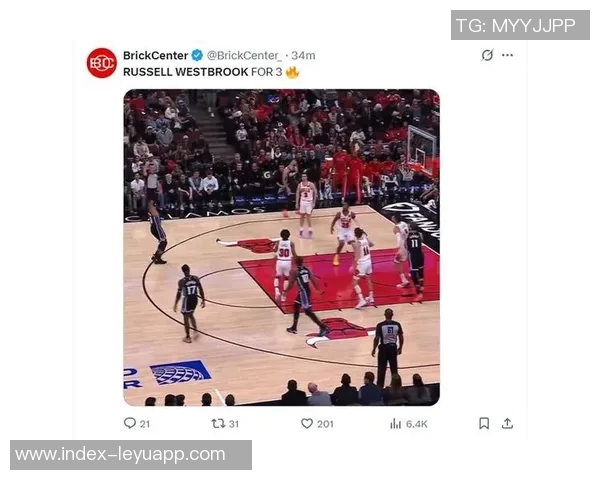 德罗赞称施罗德为斗犬与大场面先生福克斯离队让球队面临挑战 德罗赞称施罗德为斗犬与大场面先生福克斯离队让球队面临挑战