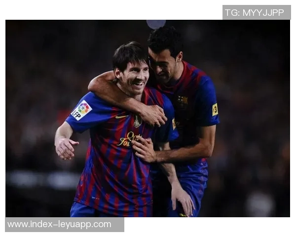 梅西续约迈阿密至2028巴萨U40时代落幕布斯克茨阿尔巴退役在即