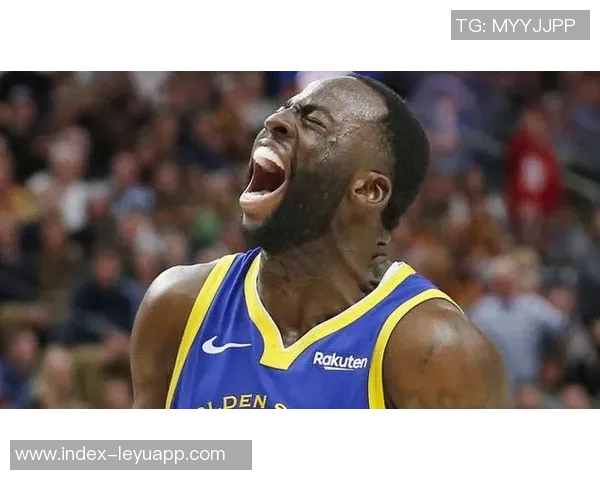 小卡为季后赛强度训练一个月挑战身体极限展现决心与毅力 小卡为季后赛强度训练一个月挑战身体极限展现决心与毅力