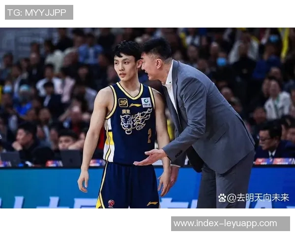 洛夫顿荣膺CBA杯FMVP决赛表现惊艳砍下25分8板5助助球队夺冠